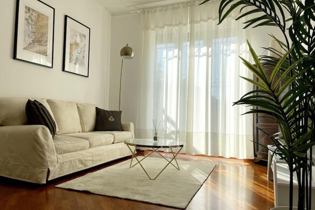 Apartament Amazing Flat With Terrace Mediolan Zewnętrze zdjęcie